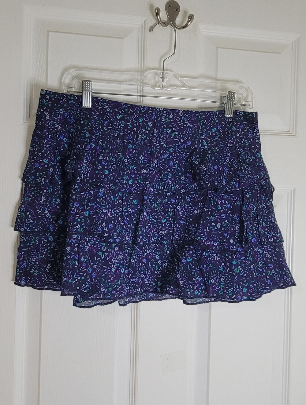 Express Purple Floral Ruffle Tiered Skater Skirt Women Size 10.